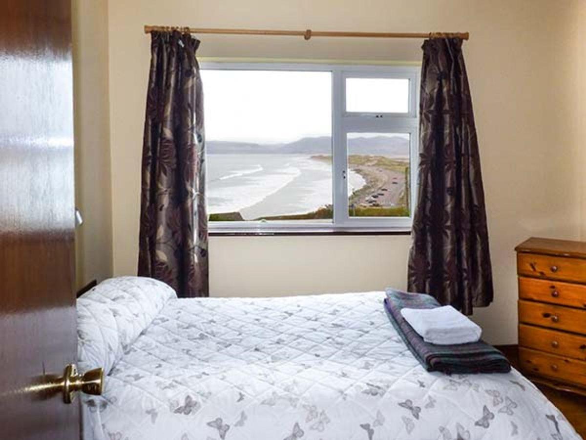 Rossbeigh Beach Cottage No 4 Гленби Екстериор снимка